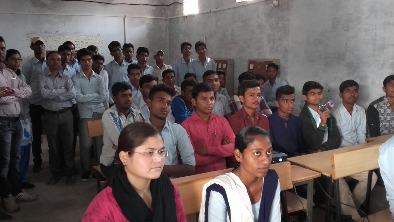 UPI Training in ITI Gov  College By Burhanpur Tapti Mills 24.01.17